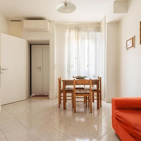 Apartment Casati26 Bilocale In Repubblica Porta Venezia Milan